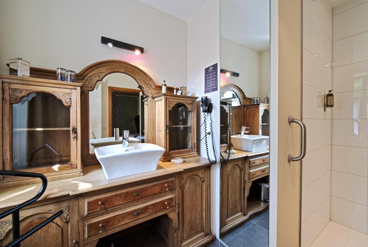 Hotel Le Saint Hadelin Celles  Eksteriør billede